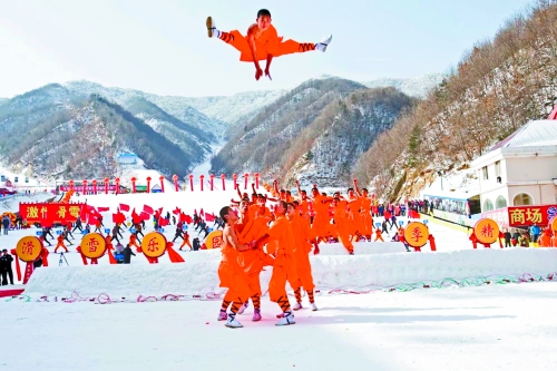 山顶跳《雪地style》 雪上耍少林功夫