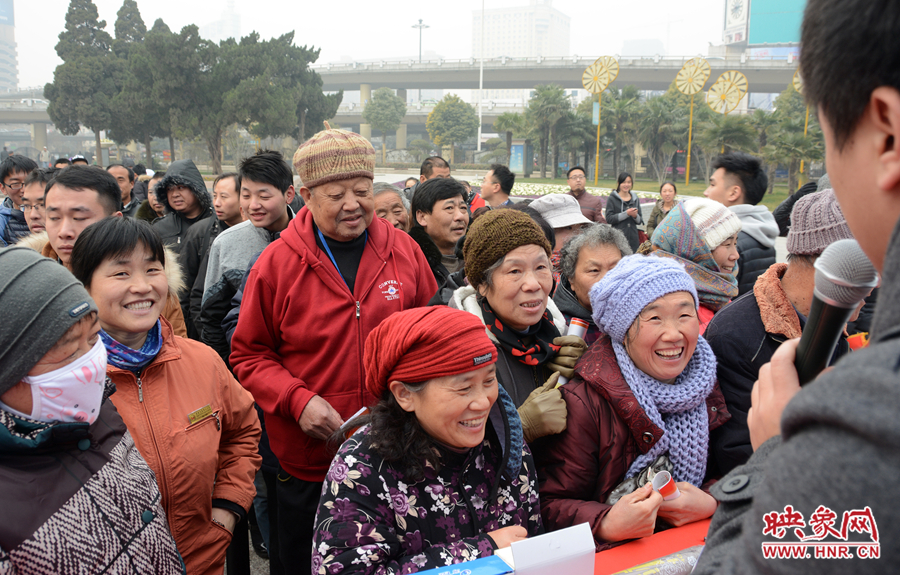 活动现场市民情绪高涨