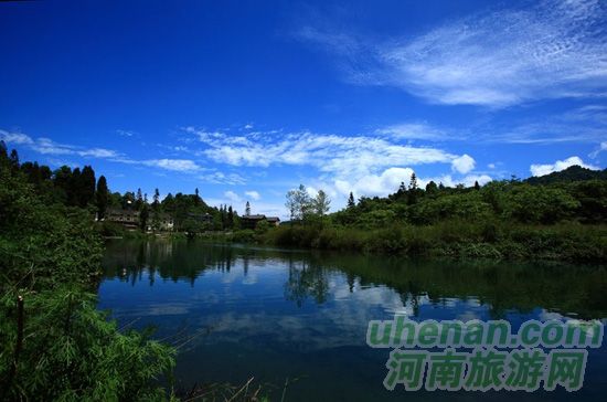 清凉夏日 开启峨眉山美丽旅程