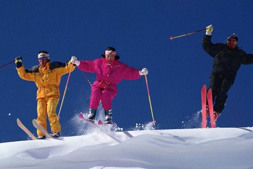 滑雪被撞成十级伤残