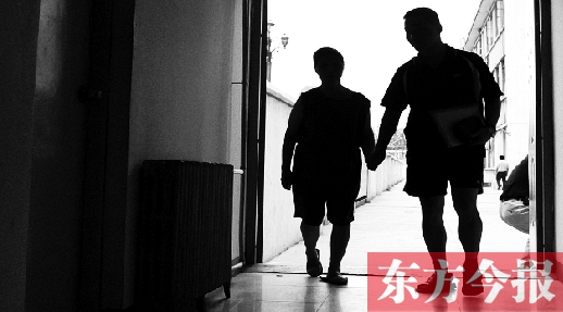 生活节奏加快，再加上工作压力大，现在年轻人很容易忽略退休在家、更需要关心的老人 记者 张晓冬/图