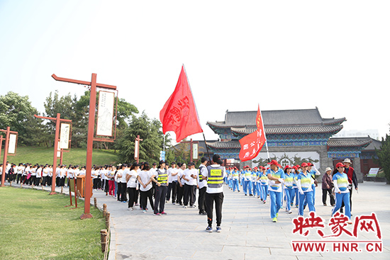 奥运健康走活动激发全民健身热情