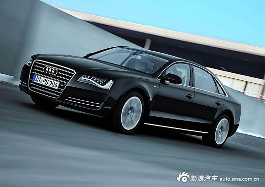 2012款奥迪A8L Hybrid官方图