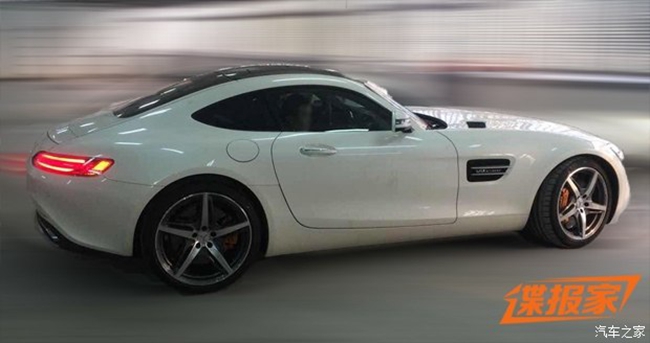 奔驰AMG GT