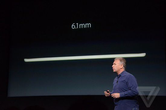 iPad Air 2厚度仅有6.1mm（图片来自theverge）