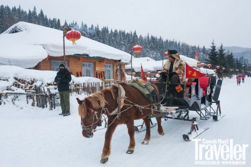 徒步林海雪原 寻找中国最美的赏雪胜地