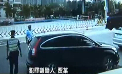 郑州加强安保 查出藏毒车